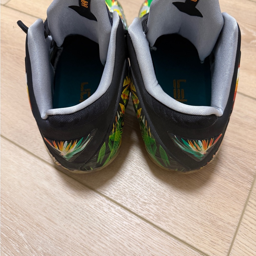 Nike LeBron 11 'Everglades' basketball shoes size 12 - Picture 3 of 7
